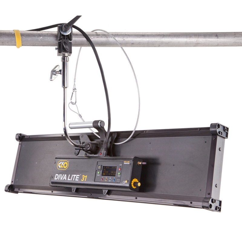 KinoFlo Diva-Lite 31 LED DMX Center Mount 2