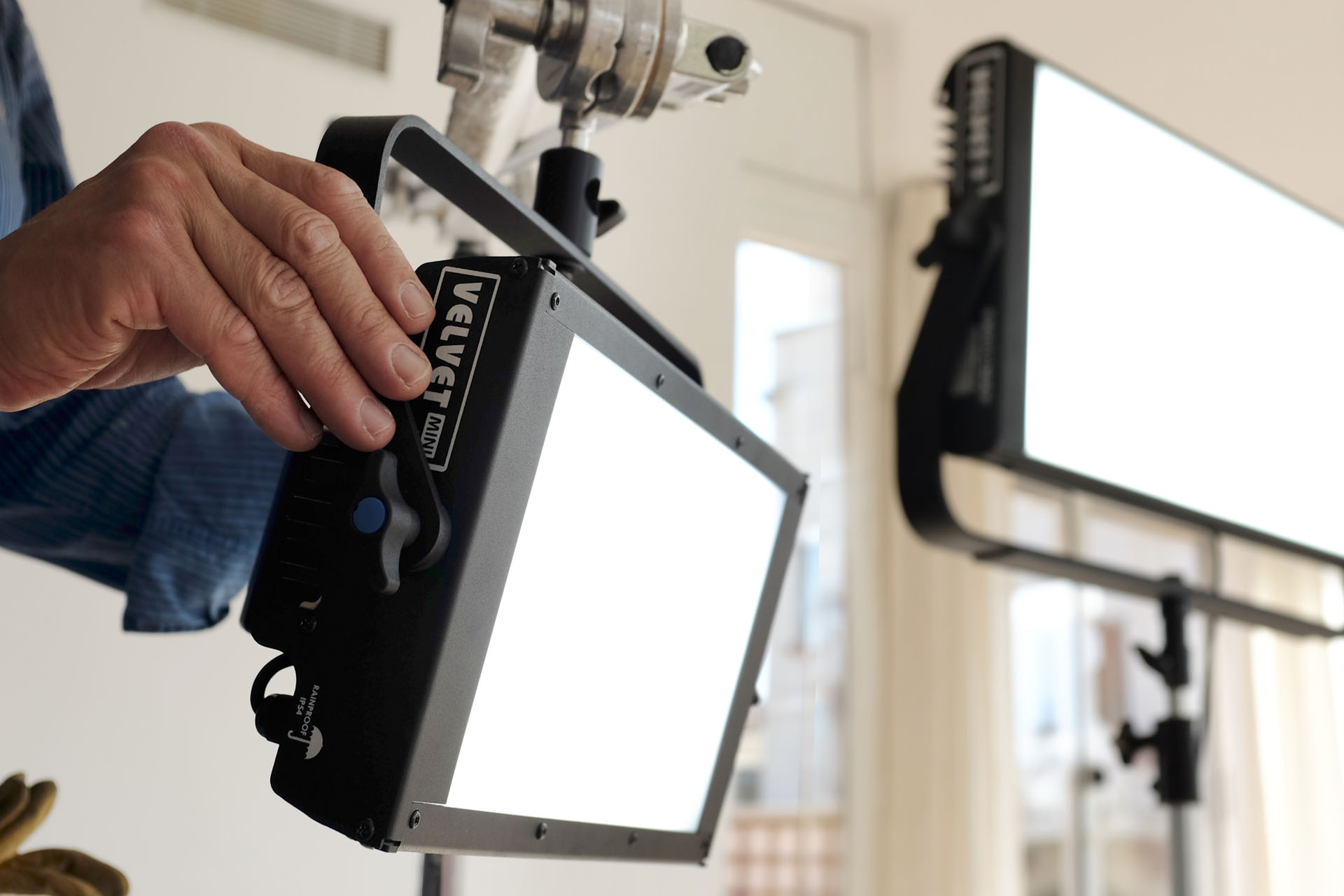 VELVET Mini 1 DMX IP54 PACK  8