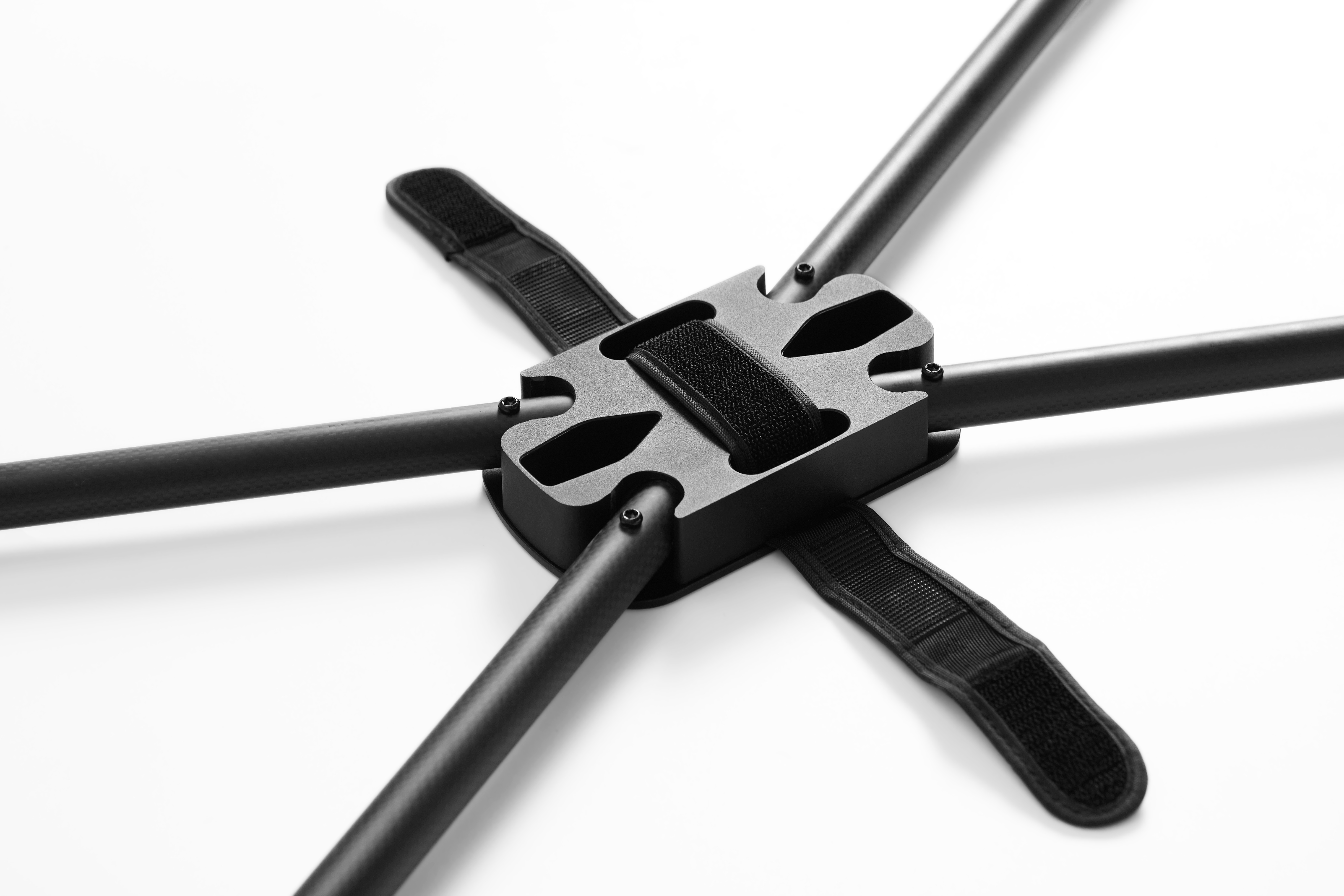 Aputure INFINIMAT Carbon Fiber Mounting Bracket 2x4 3