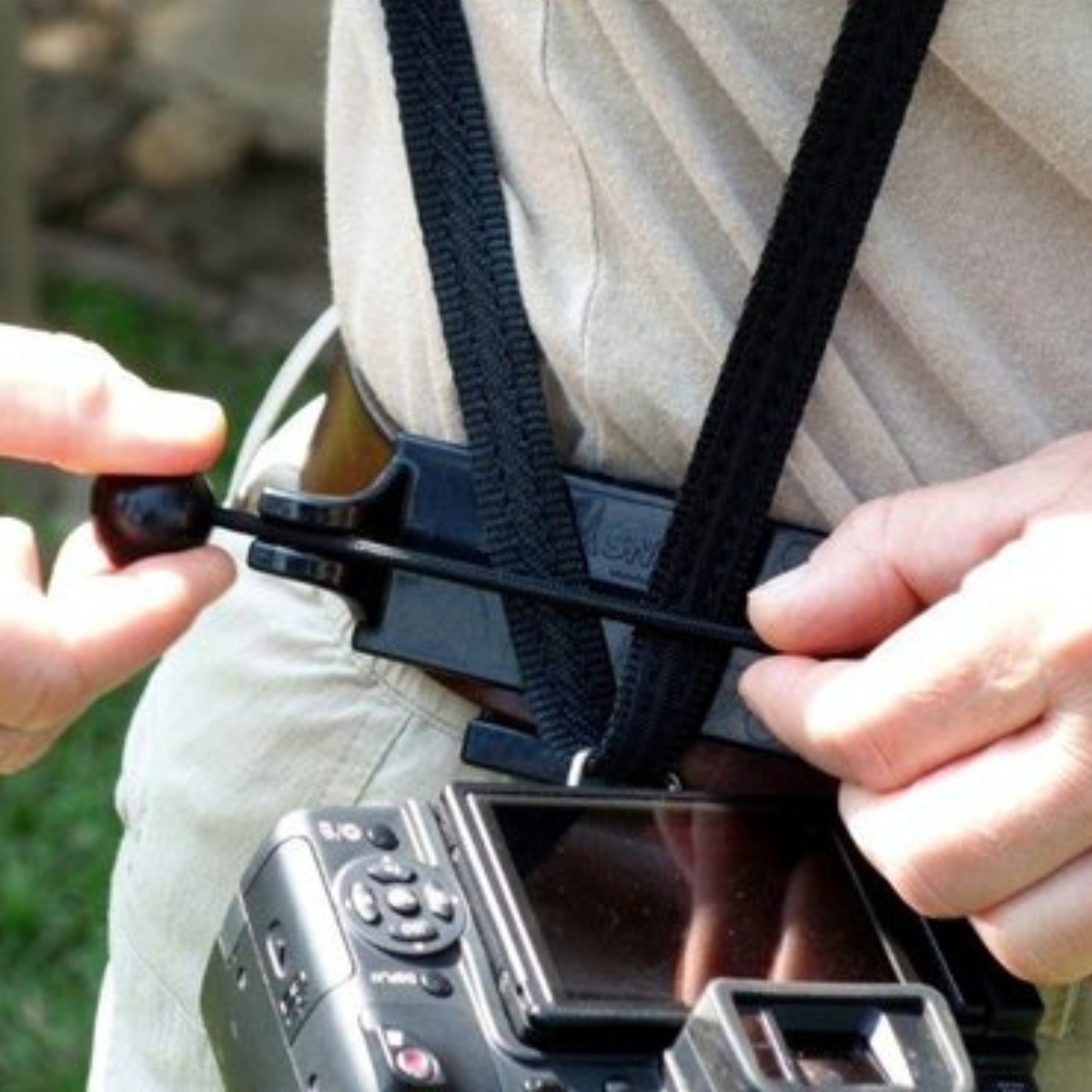 Sunbounce THE "ACL" ACTIVITY CLIP - Belt holder
