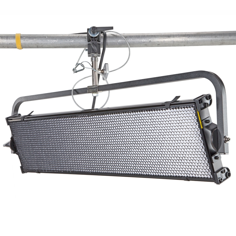 KinoFlo Diva-Lite 31 LED DMX Yoke Mount 2