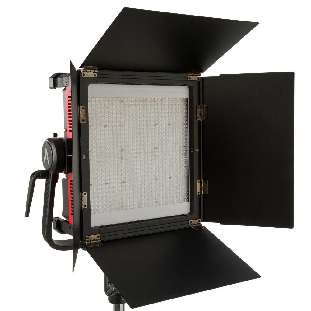 Aputure NOVA II 1x1 Barn Doors 4