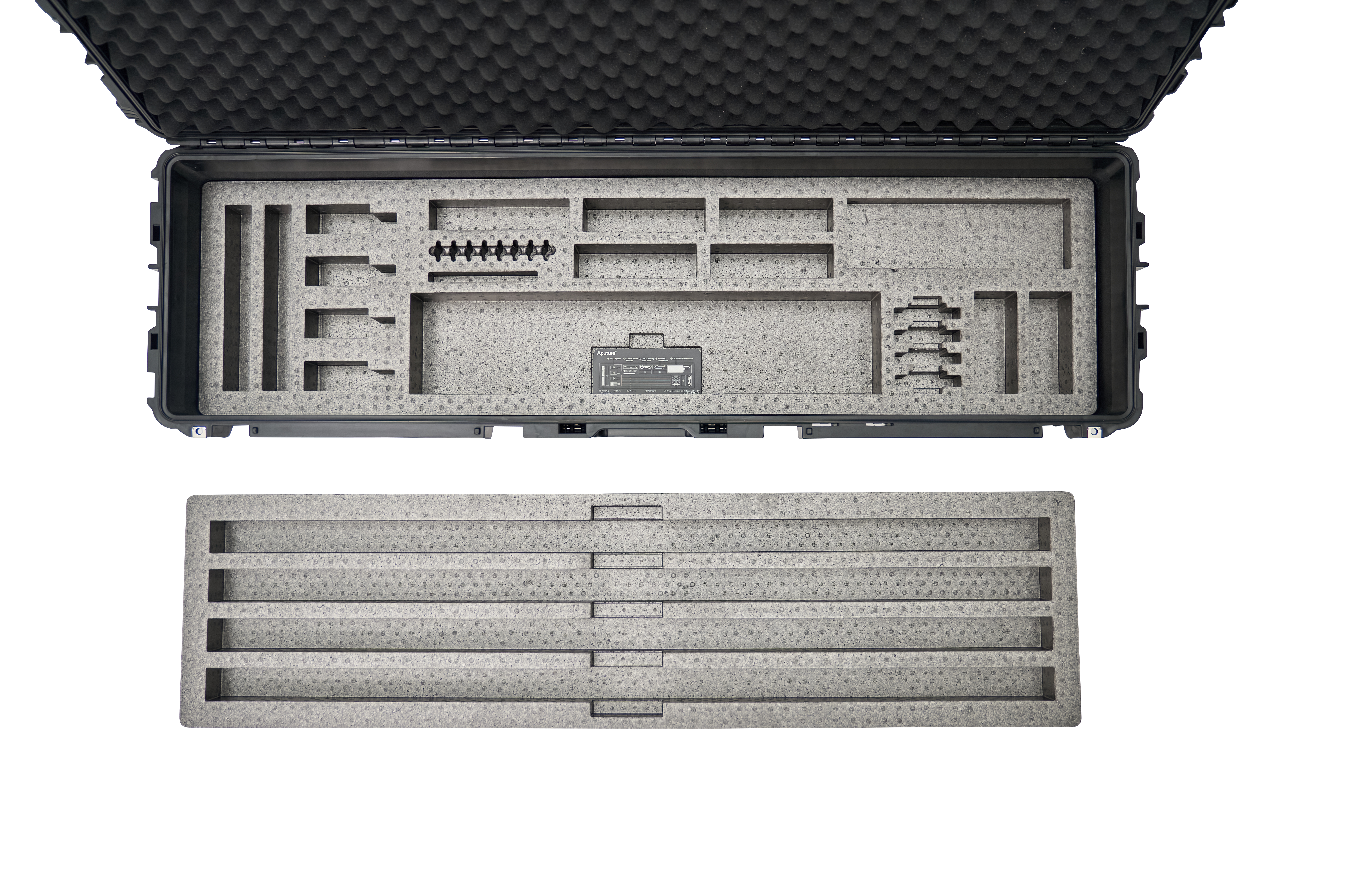 Aputure INFINIBAR PB12 4-Light Rolling Hard Case 8