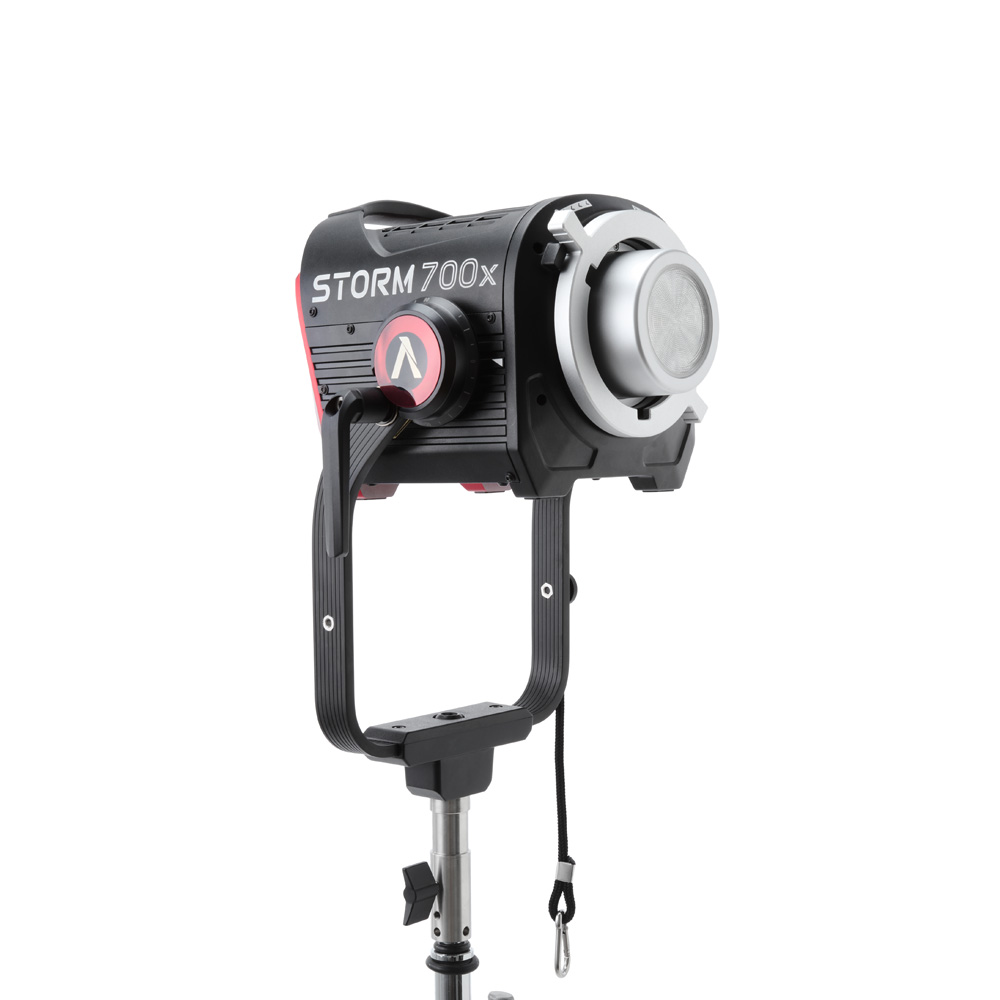 Aputure Storm 700x  8 Aputure Storm 700x  8