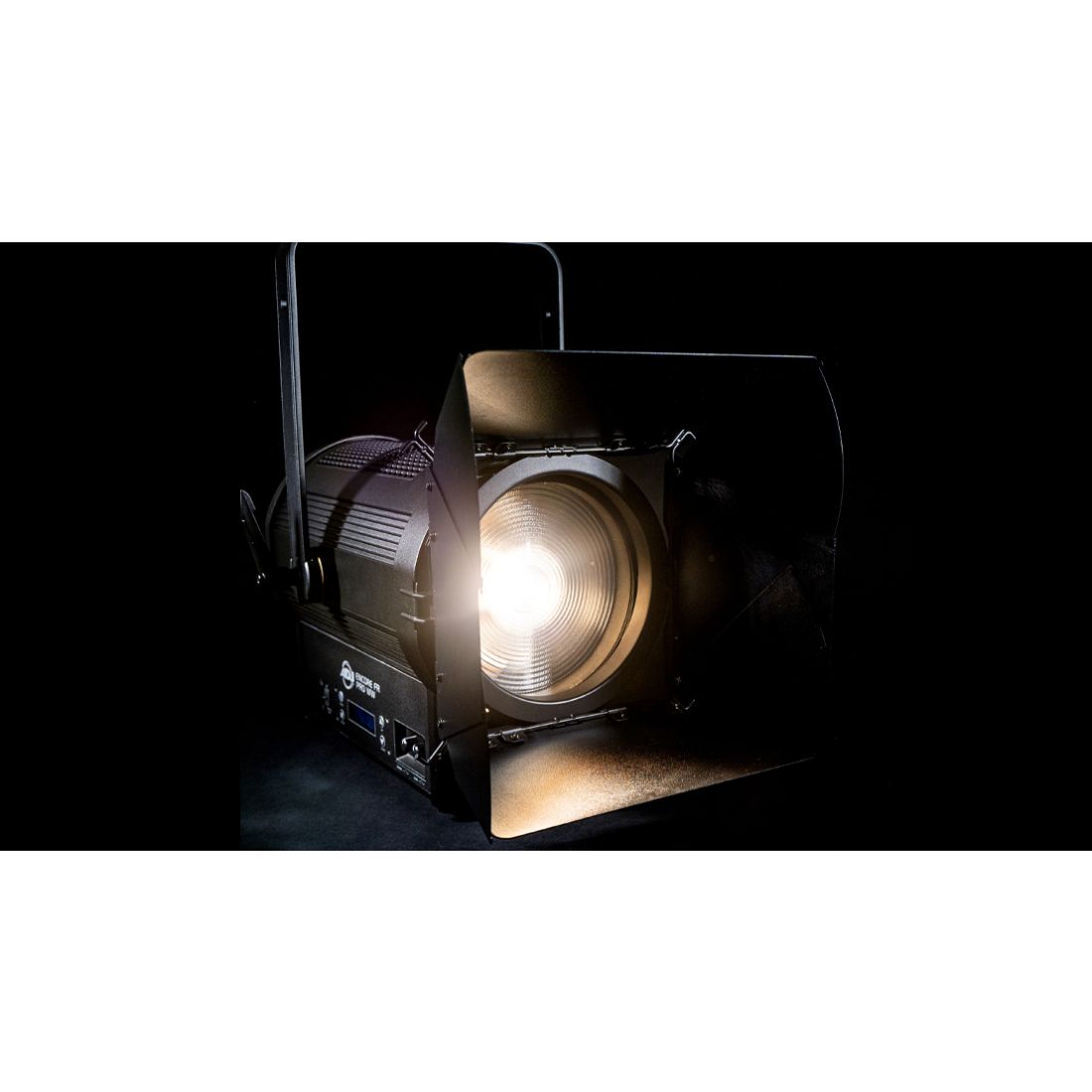 ADJ Encore FR Pro WW LED-Fresnelscheinwerfer