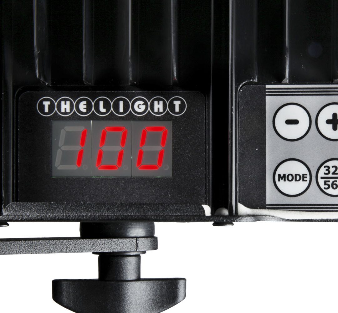 VELVET Mini 3 weatherproof LED panel (without yoke) 2