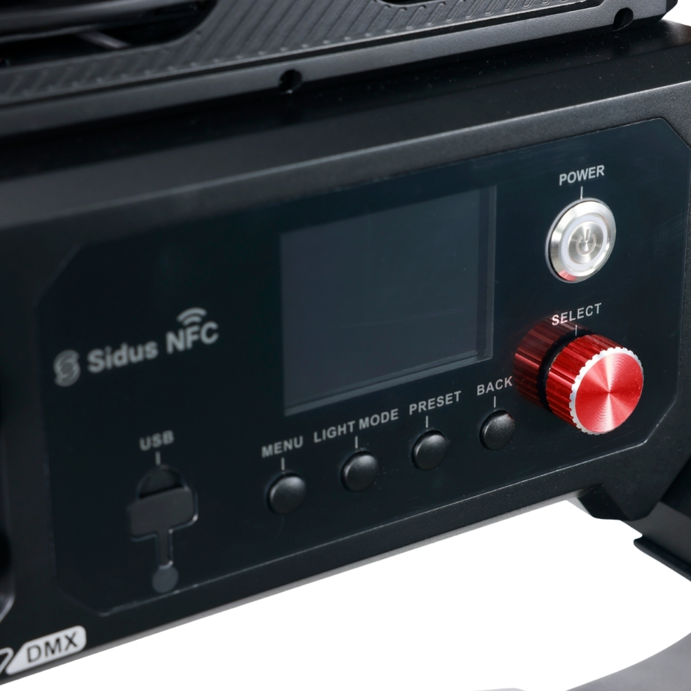 Aputure Nova II 1x1 Hard Rolling Case Kit  5