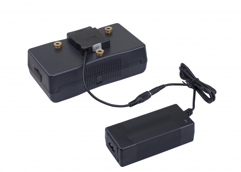 SWIT PC-U130A Gold-Mount Ultra Portables Ladegerät 2