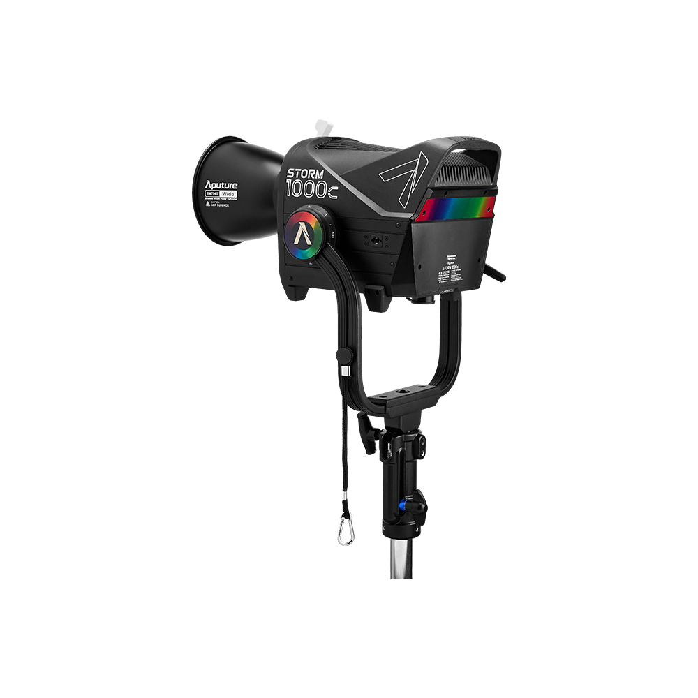 Aputure Storm 1000c 3