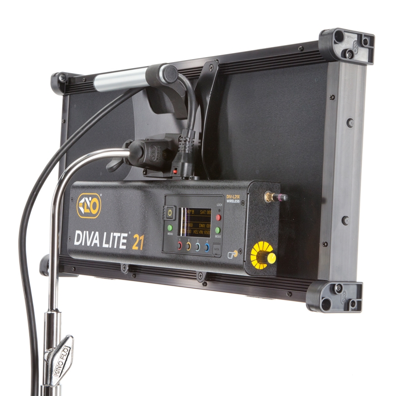 KinoFlo Diva-Lite 21 LED DMX Center Kit mit Travel Case 3