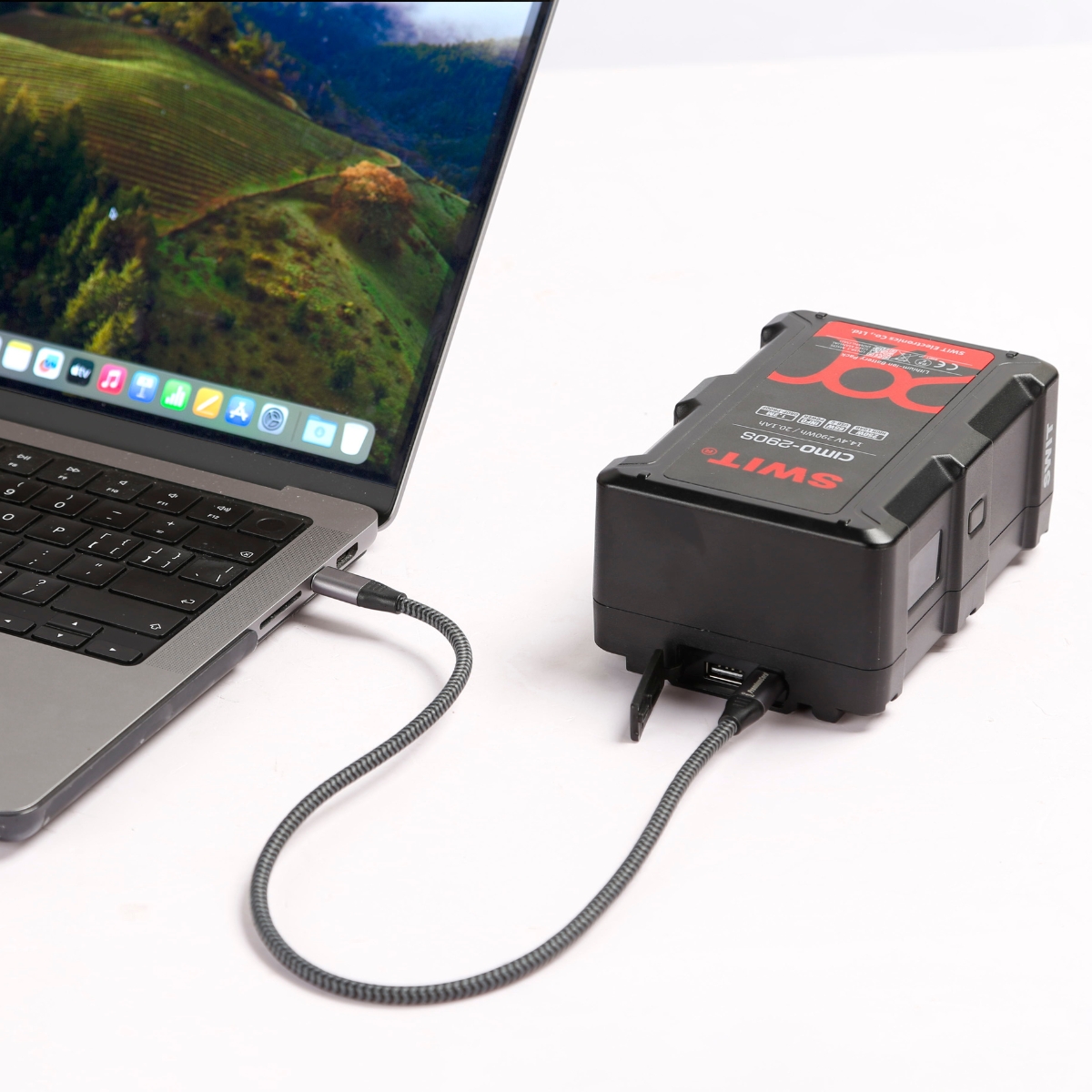Swit CIMO-290S USB-C Cine V-Mount Akku 4