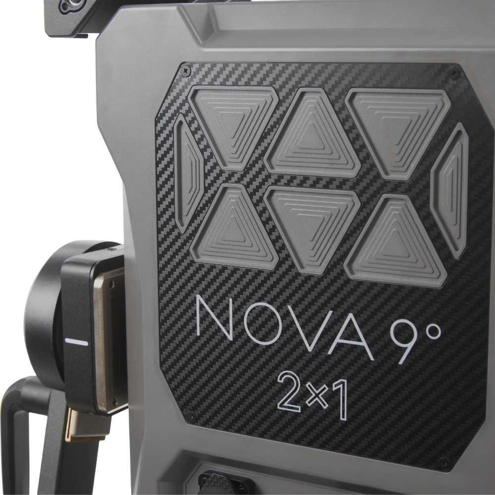 Aputure NOVA 9º 2x1 Rolling Hard Case Kit 10