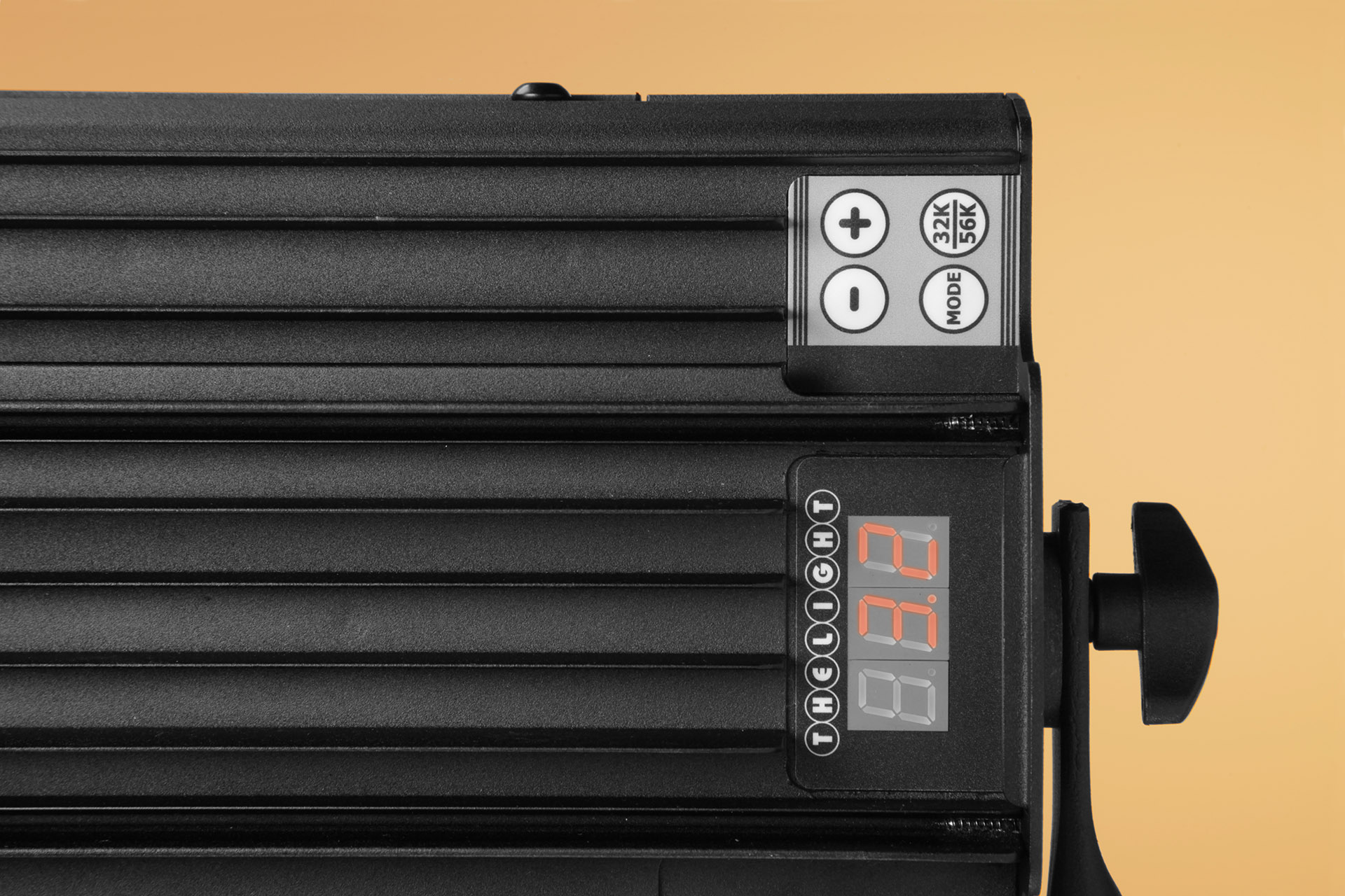 VELVET Mini 3 Studio dustproof LED panel with built- in AC PSU (without yoke) 10