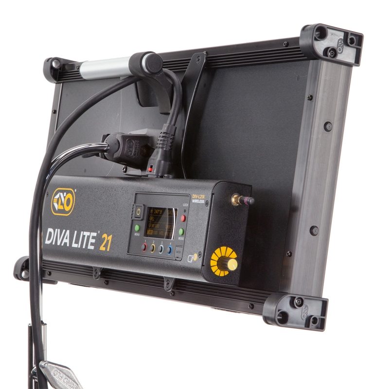 KinoFlo Diva-Lite 21 LED DMX Center Mount 2