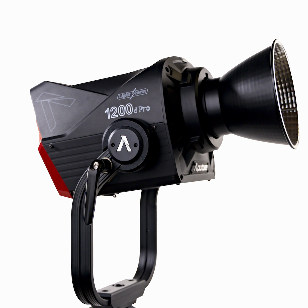 Aputure LS 1200d Pro Season Deal 2