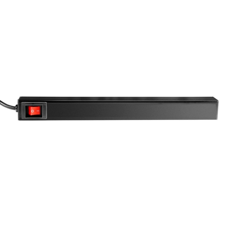 19" Steckdosenleiste mit Schalter und 2 USB-Ladebuchsen 2