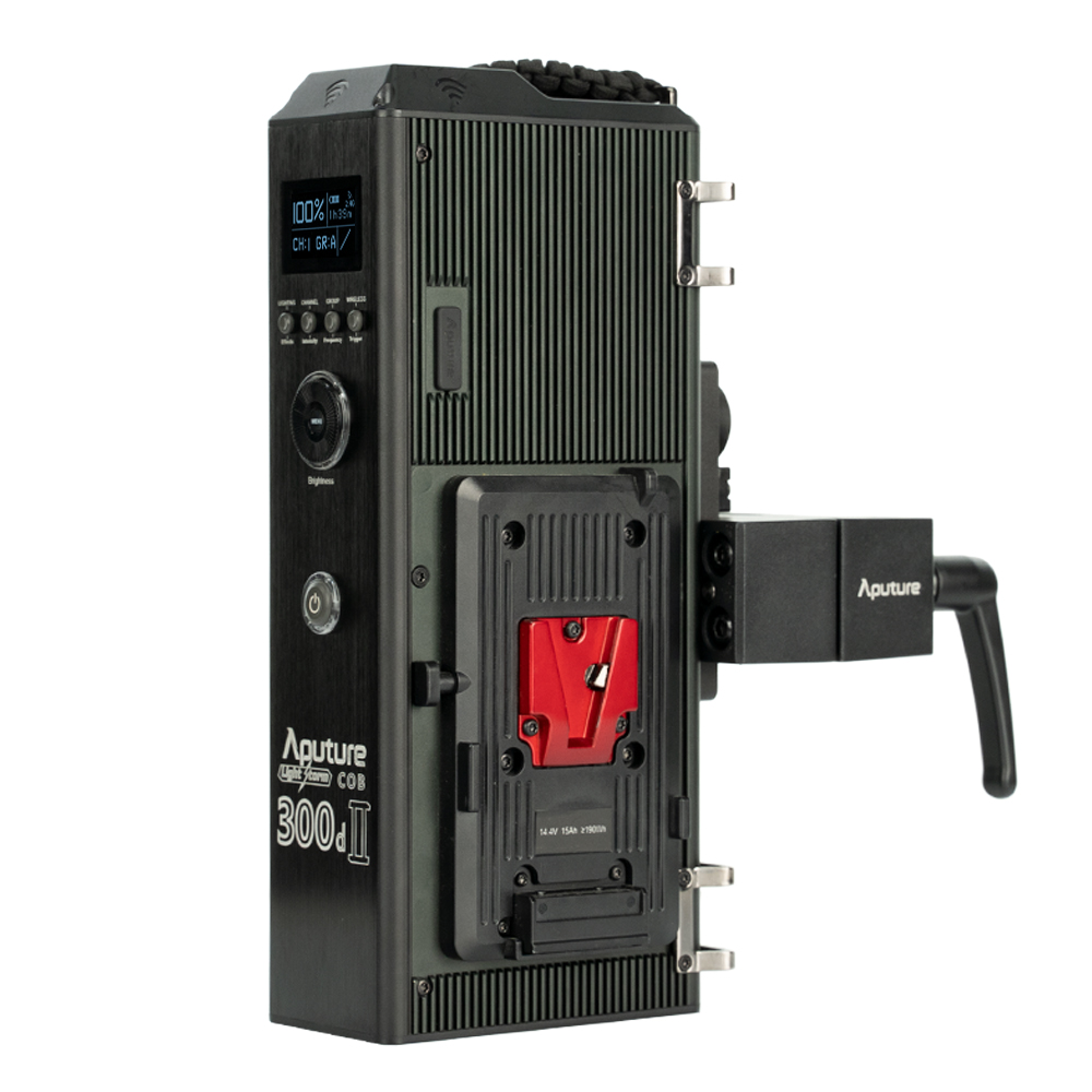 Aputure LS C300d MKII (V-Mount)  5