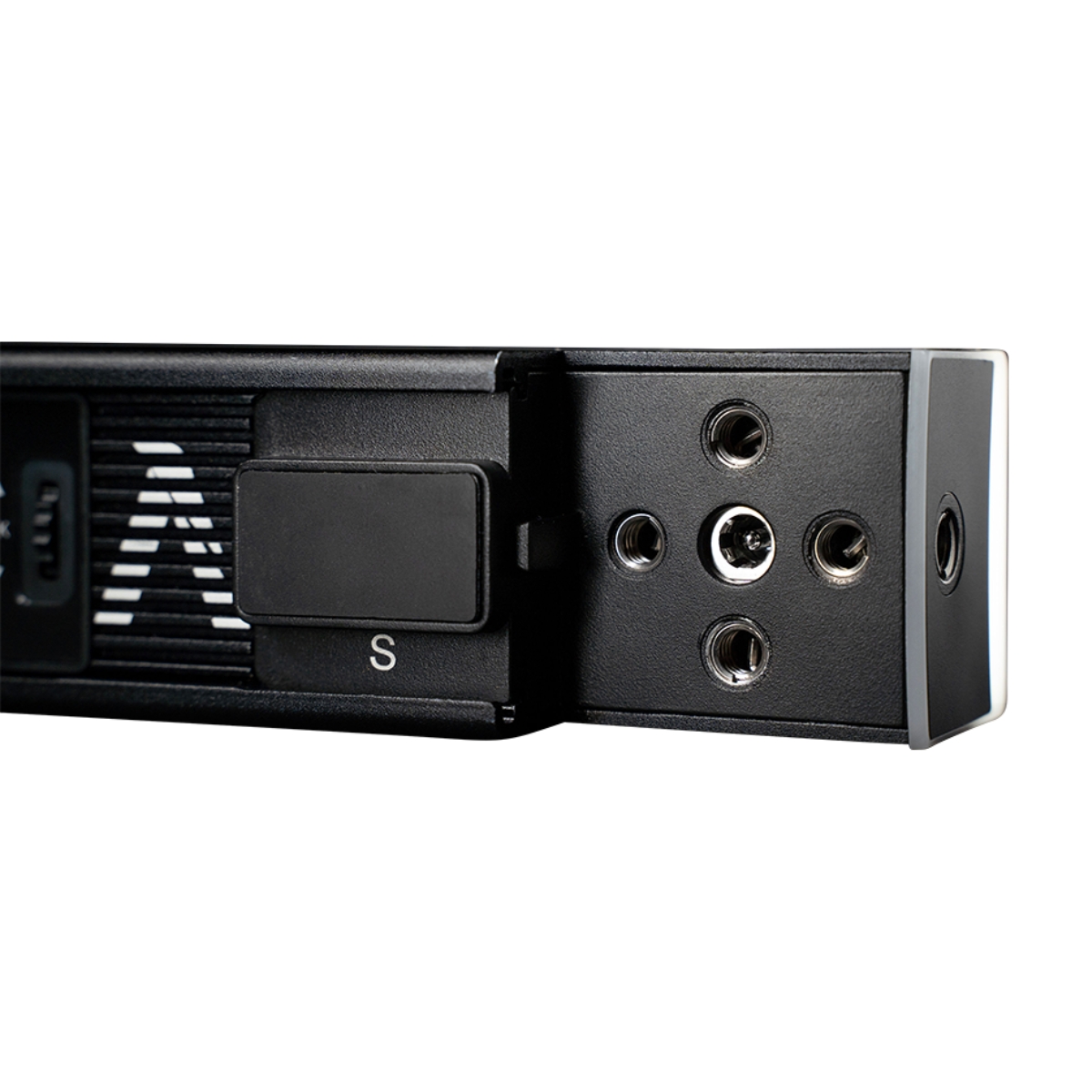 Aputure INFINIBAR PB6 2′ RGBWW LED Pixel Bar 4