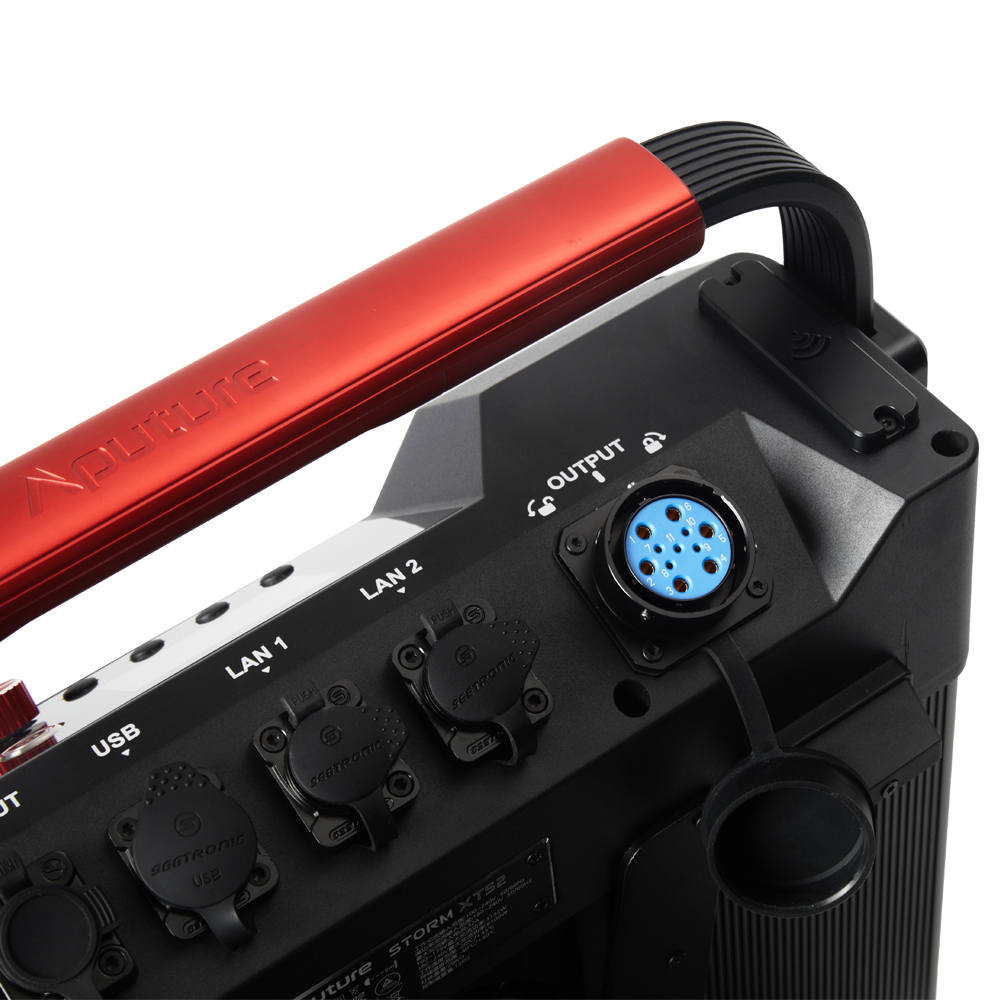 Aputure STORM XT52 Dual Flight Case Kit  12